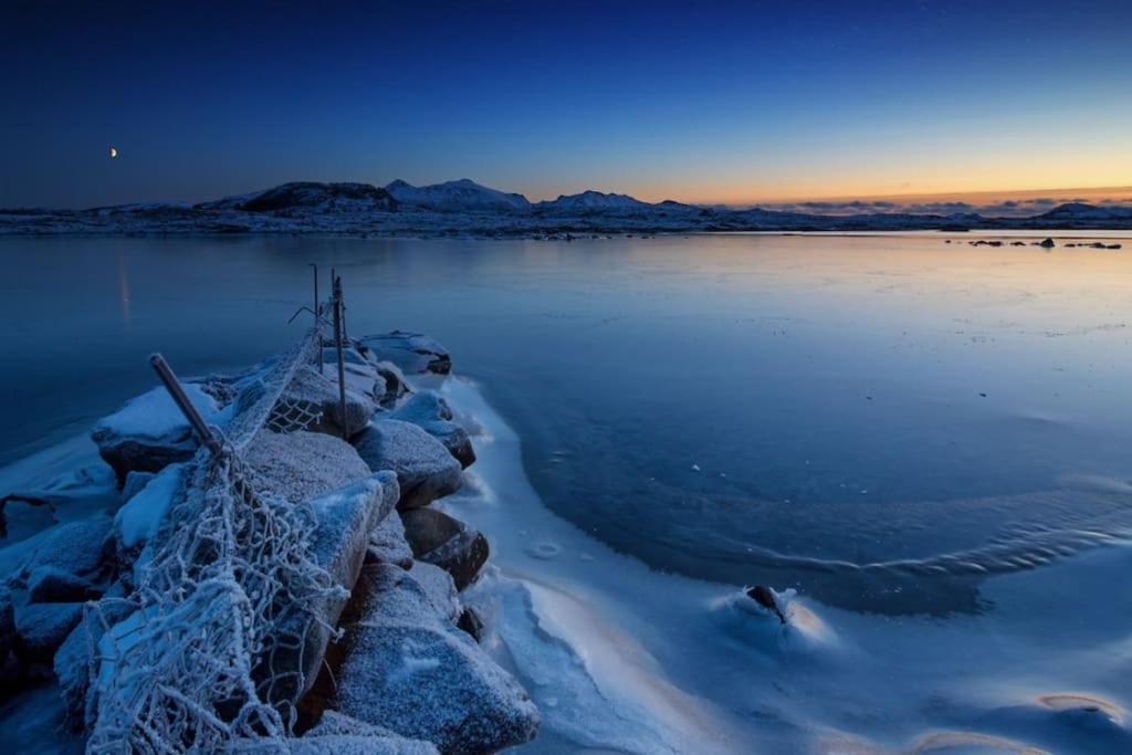Ett Roms Leilighet Vestvagoy Gravdal  Экстерьер фото